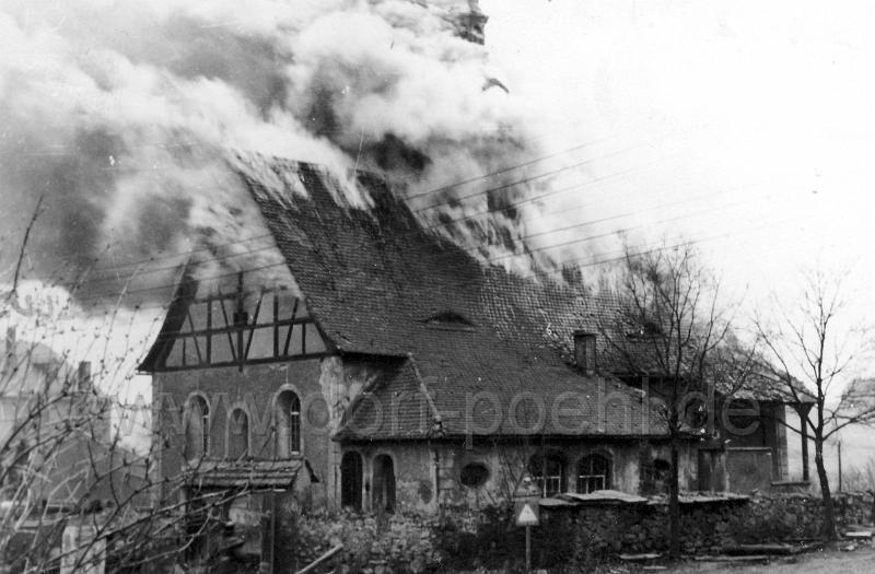 001 (25).jpg - Kirche Pöhl, Brand am 24.März 1961